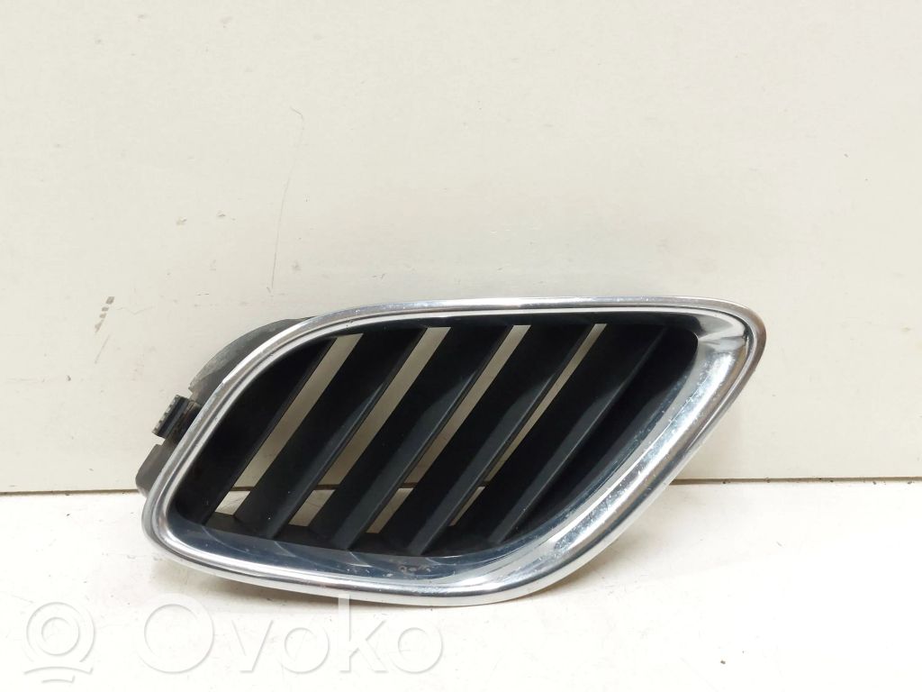 Saab 9-5 Front bumper upper radiator grill 