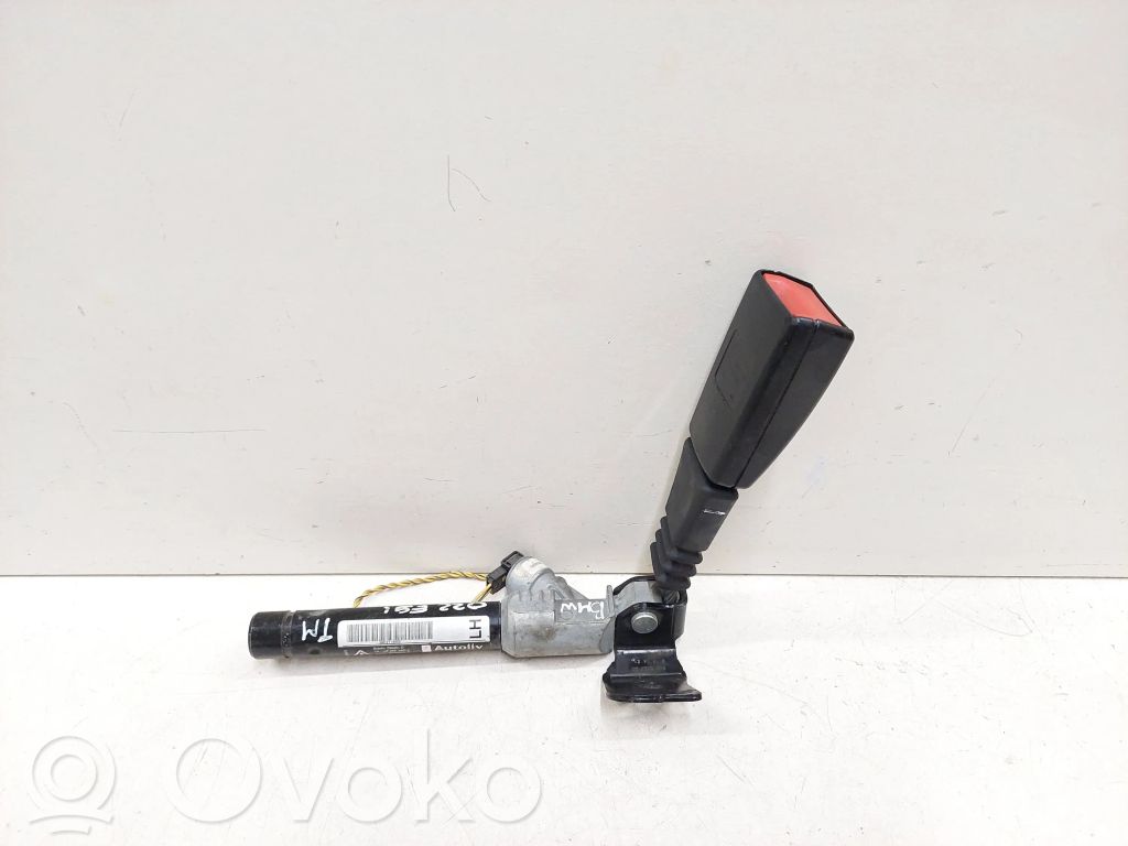 BMW 3 E90 E91 Rear seatbelt buckle 