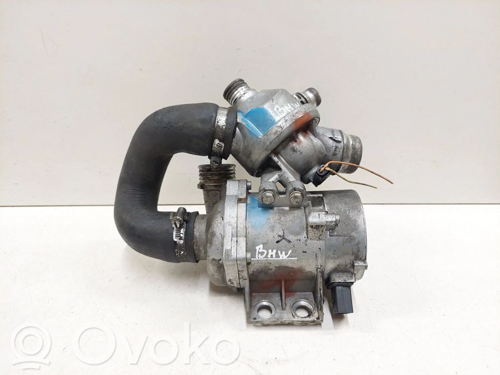 BMW 6 E63 E64 Pompe de circulation d'eau 