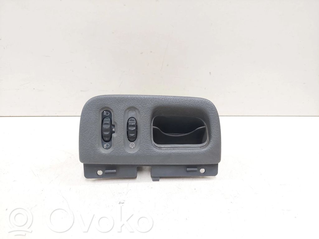 Renault Megane I Headlight level height control switch 