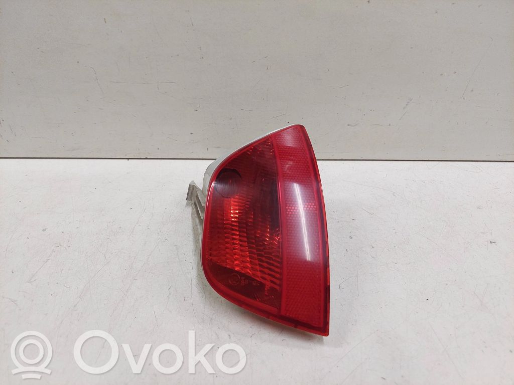 Ford Focus Rear bumper light 