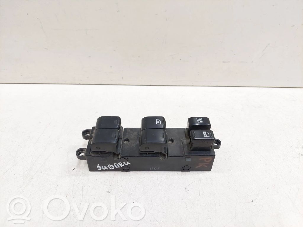 Subaru Forester SH Electric window control switch 
