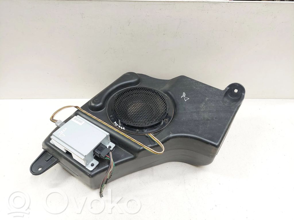 Jeep Compass Subwoofer 