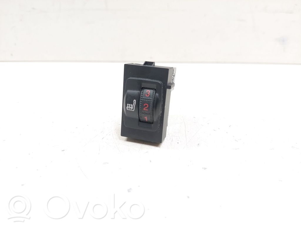 Peugeot 508 RXH Seat heating switch 