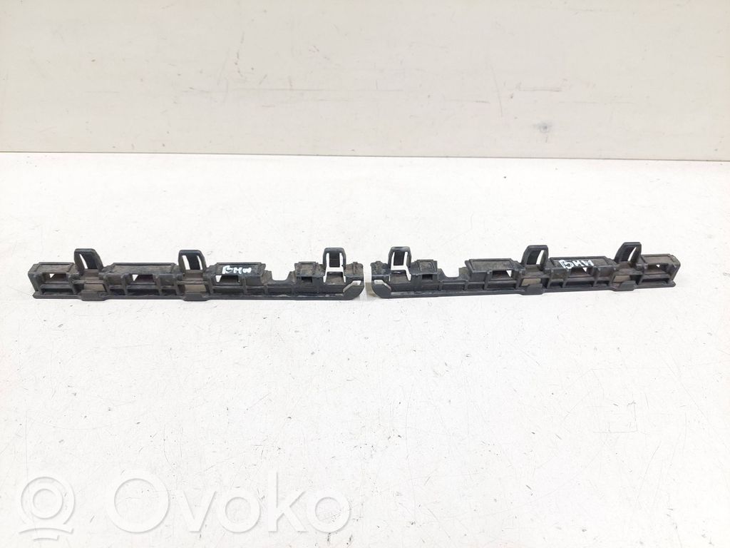 BMW 5 F10 F11 Ślizg listwy progowej 