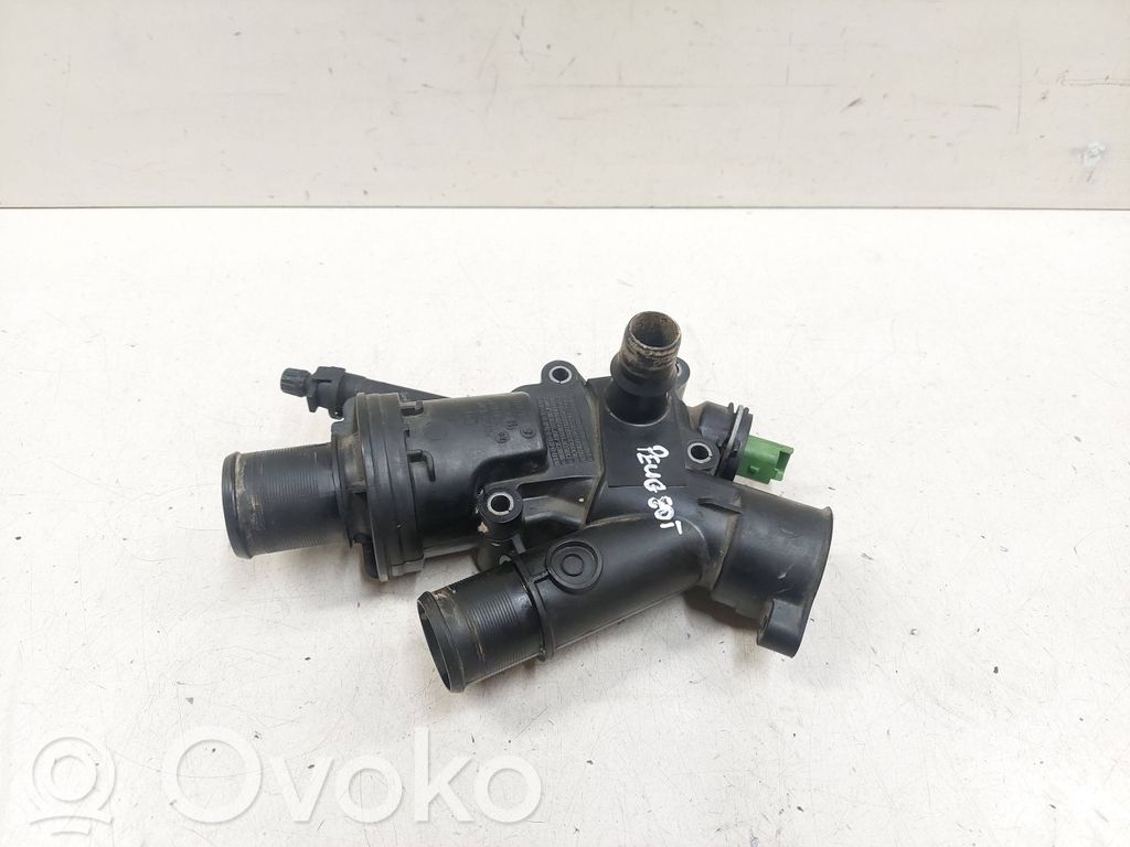 Peugeot 508 RXH Termostat / Obudowa termostatu 