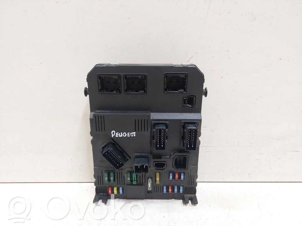 Peugeot 407 Comfort/convenience module 