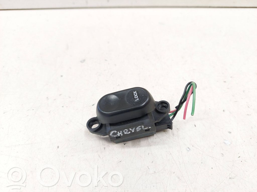 Central locking switch button   04671623AA