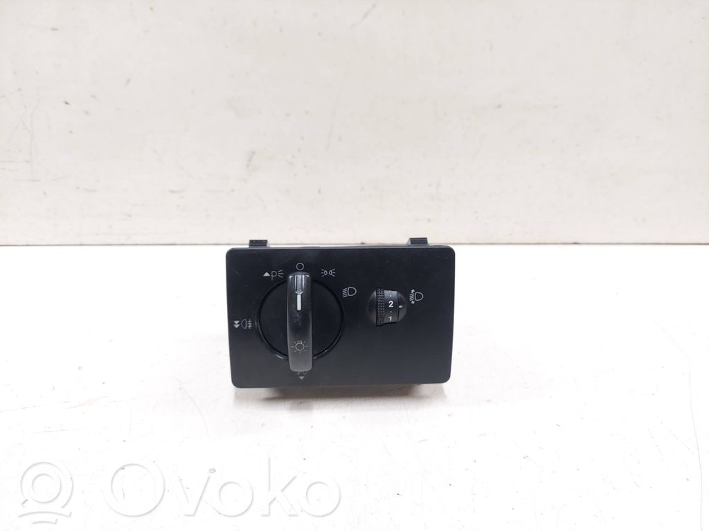 Ford Focus C-MAX Light switch 