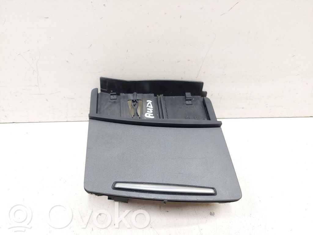 Audi A6 S6 C6 4F Aschenbecher 