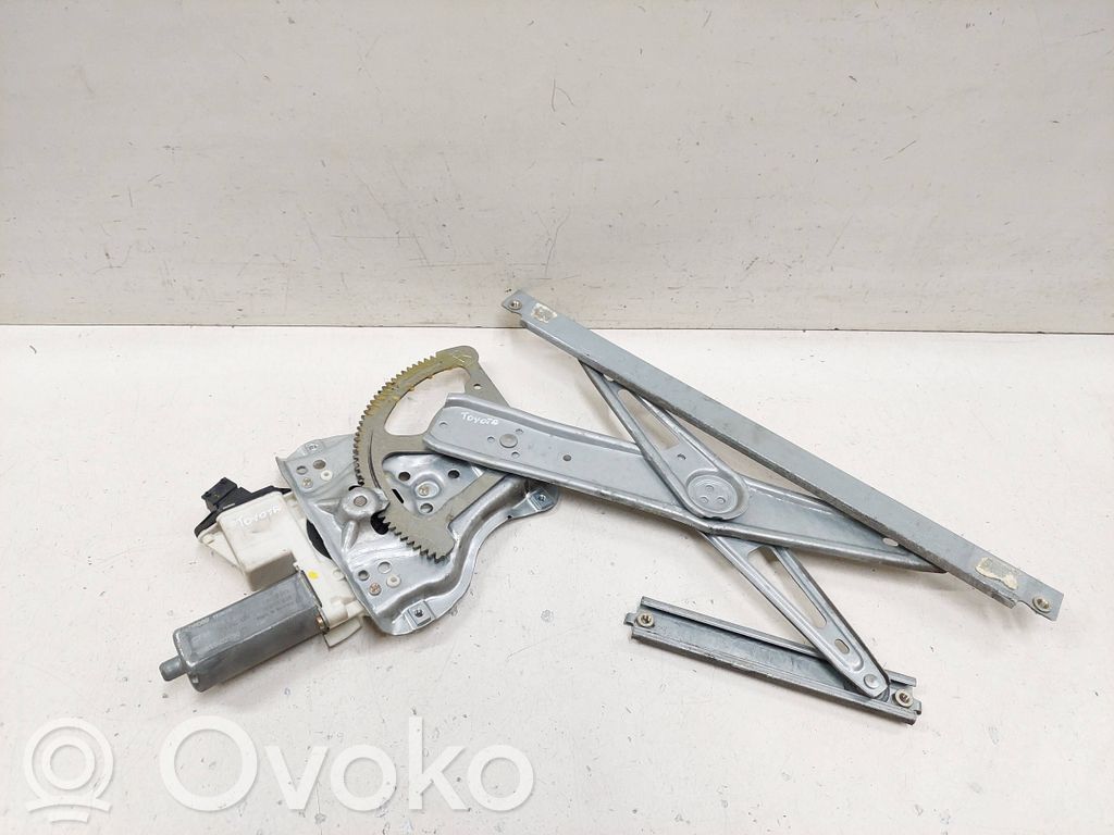 Toyota Corolla E120 E130 Front door window regulator with motor 