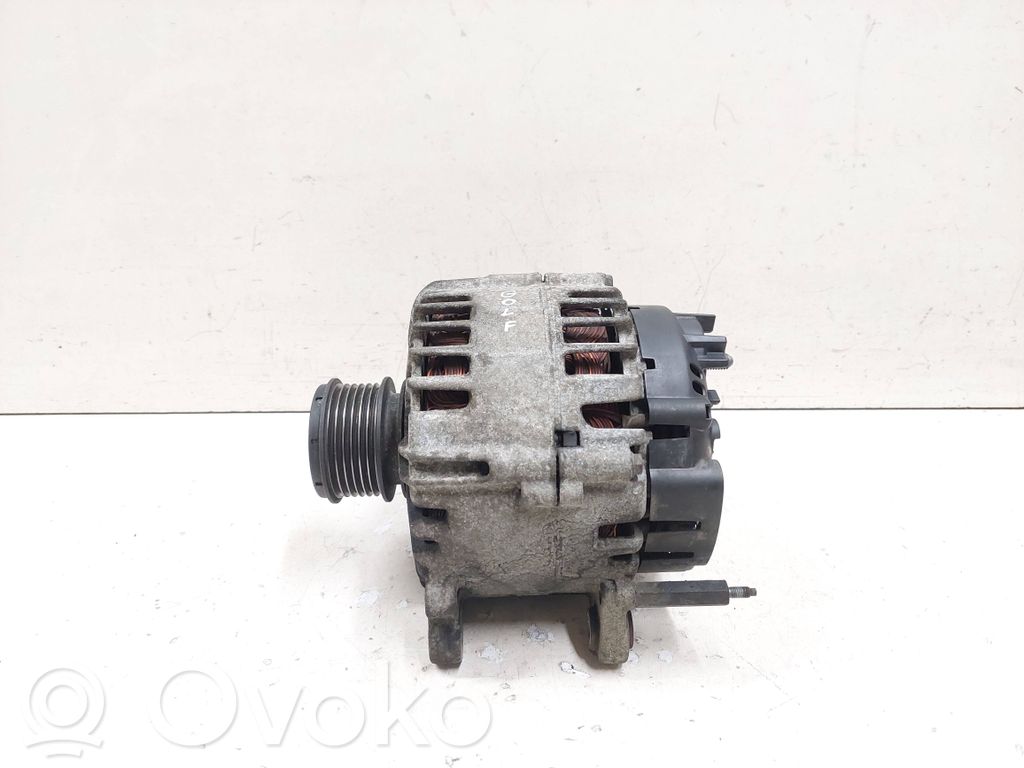 Volkswagen Golf VI Generator/alternator 