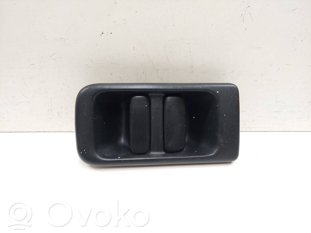 Nissan Interstar Liukuoven ulkokahva 