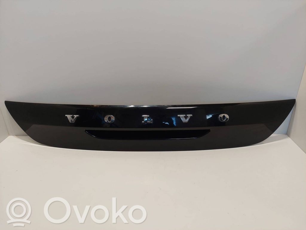 Volvo V40 Tailgate trim 