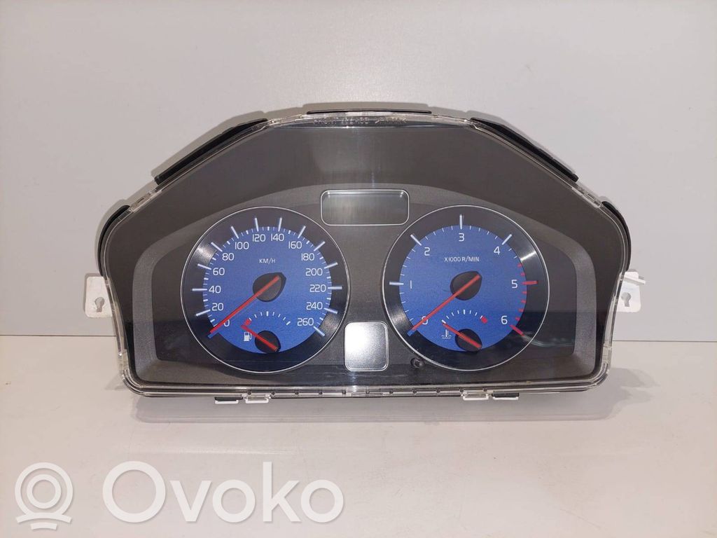 Volvo V50 Speedometer (instrument cluster) 