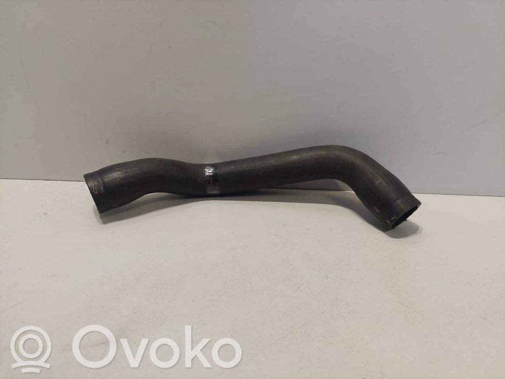 Volvo XC90 Engine coolant pipe/hose 