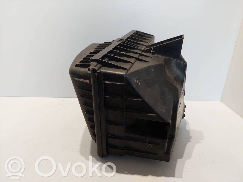 Volvo S80 Air filter box 