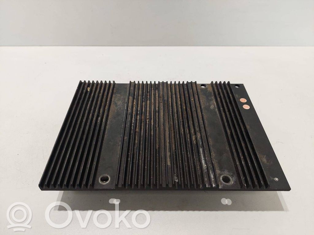 Volvo XC90 Garso stiprintuvas 