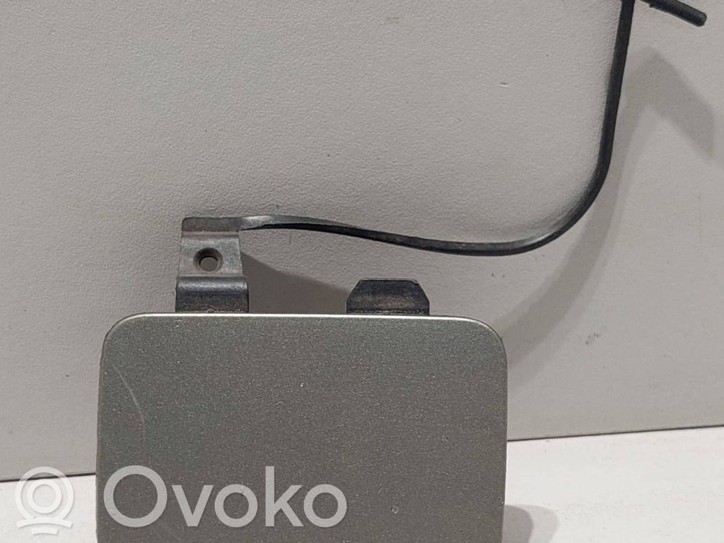 Volvo V70 Priekinis tempimo kilpos dangtelis 