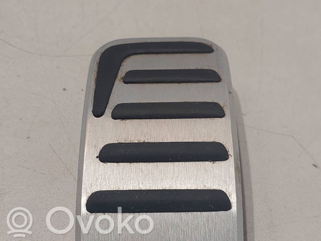 Volvo V40 Assemblage pédale 