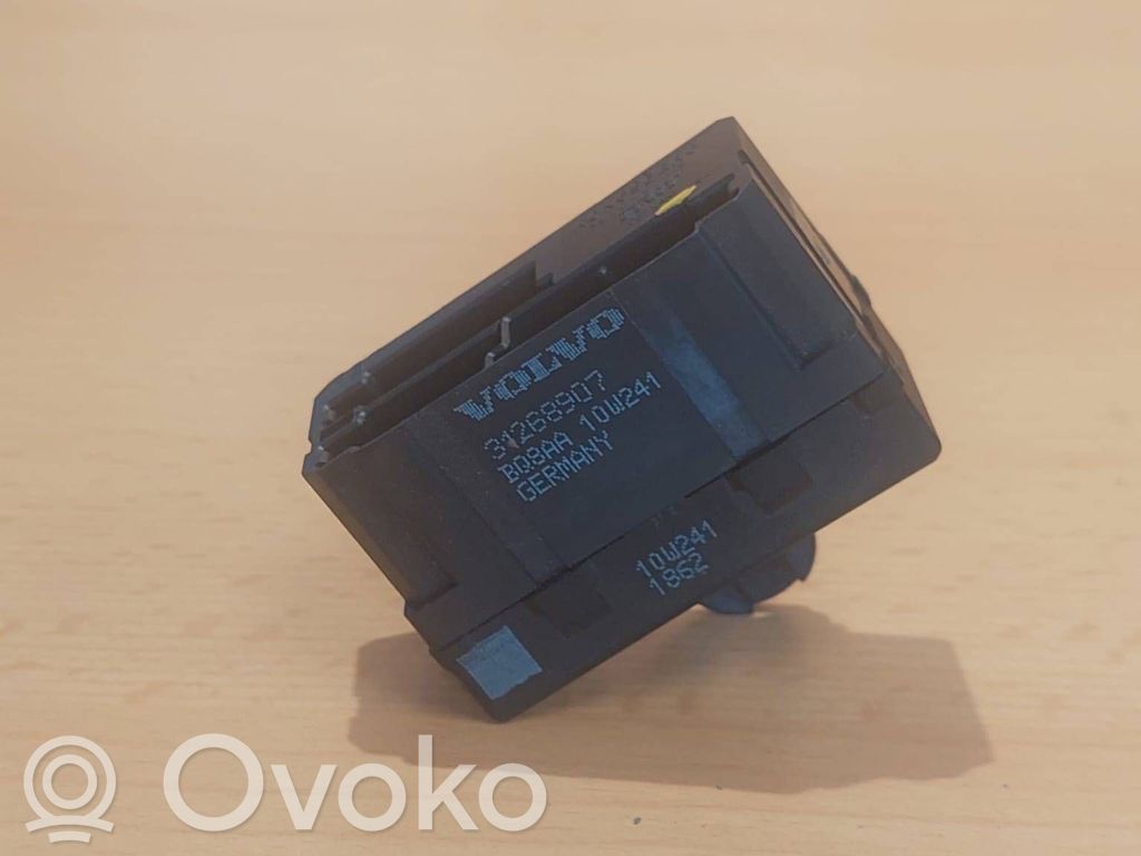Volvo V70 Istuimen lämmityksen rele 