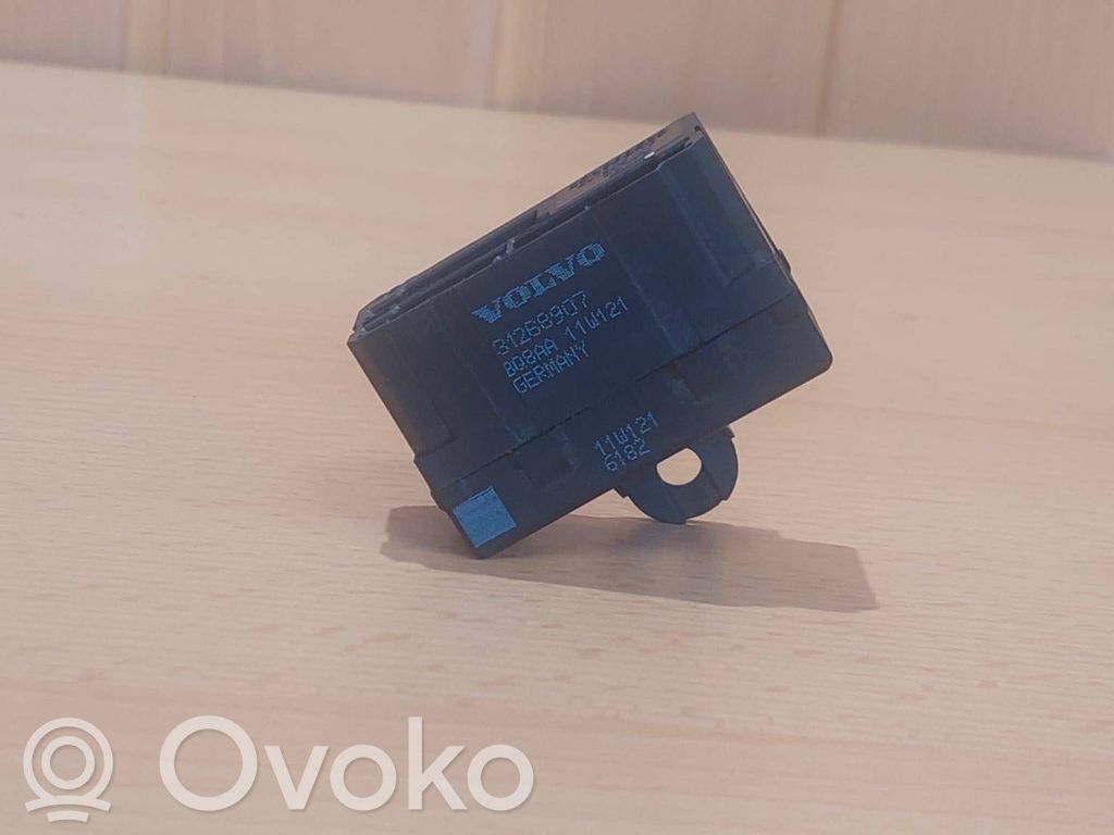 Volvo V70 Istuimen lämmityksen rele 