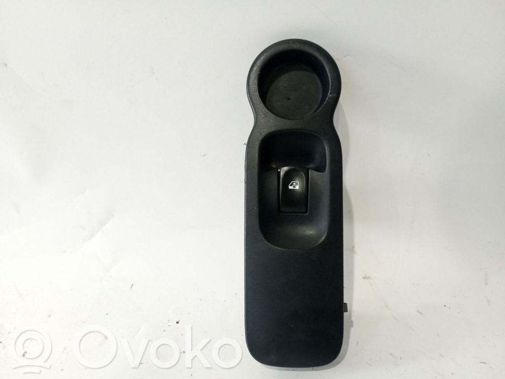 Renault Modus Electric window control switch 