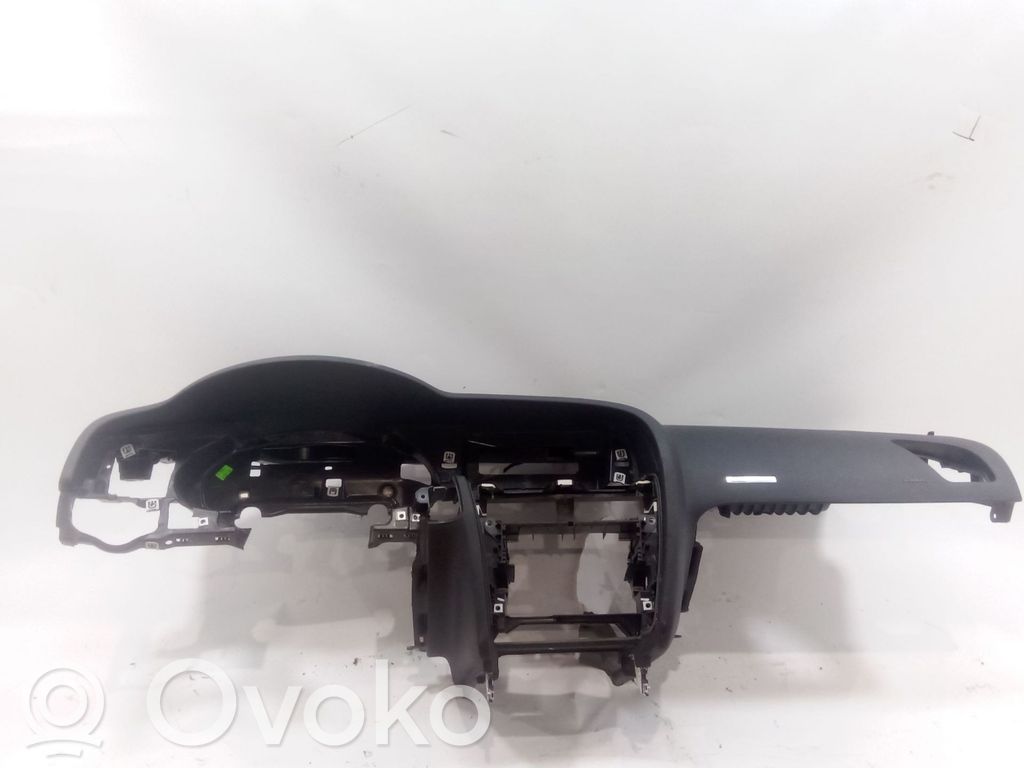 Audi A5 8T 8F Dashboard 