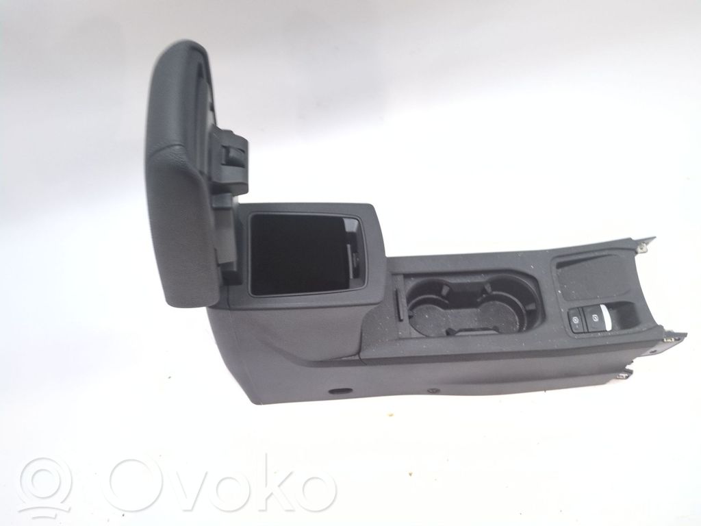 Renault Clio IV Käsinoja 