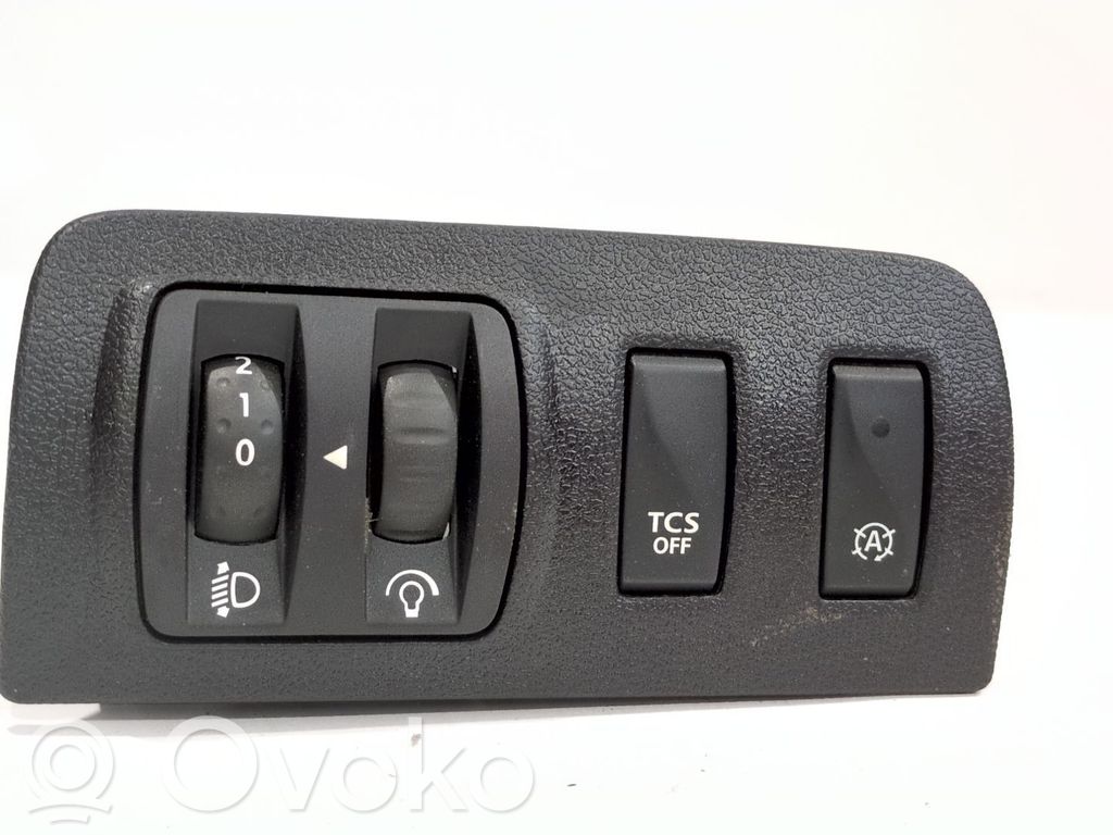Interruptor de control del panel de luces   251900567R,684920647R,251538204R