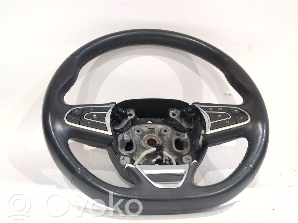 Renault Megane IV Ohjauspyörä 