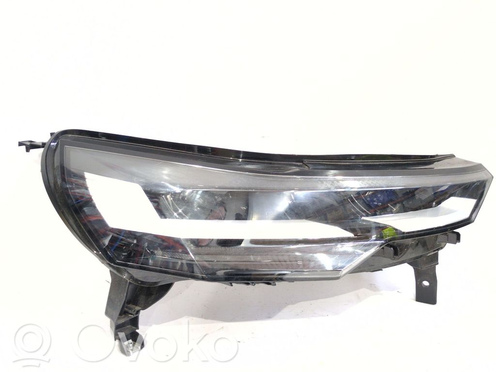 Renault Captur II Headlight/headlamp 