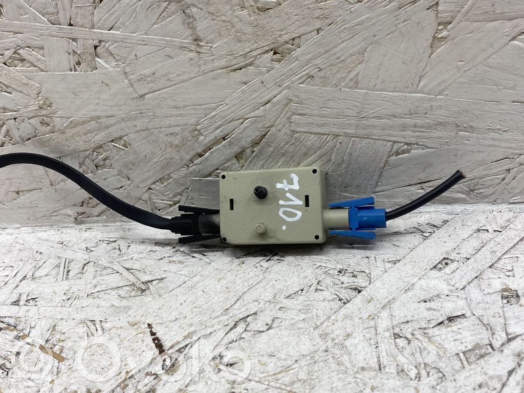 BMW 3 E90 E91 Antenos stiprintuvas 