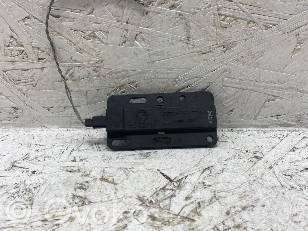 BMW 3 E92 E93 Keyless (KESSY) go control unit/module 