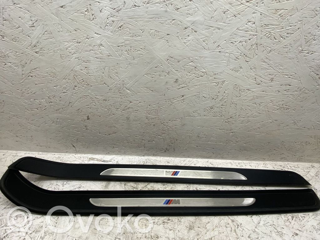 BMW 3 E92 E93 Moldura protectora del borde delantero 