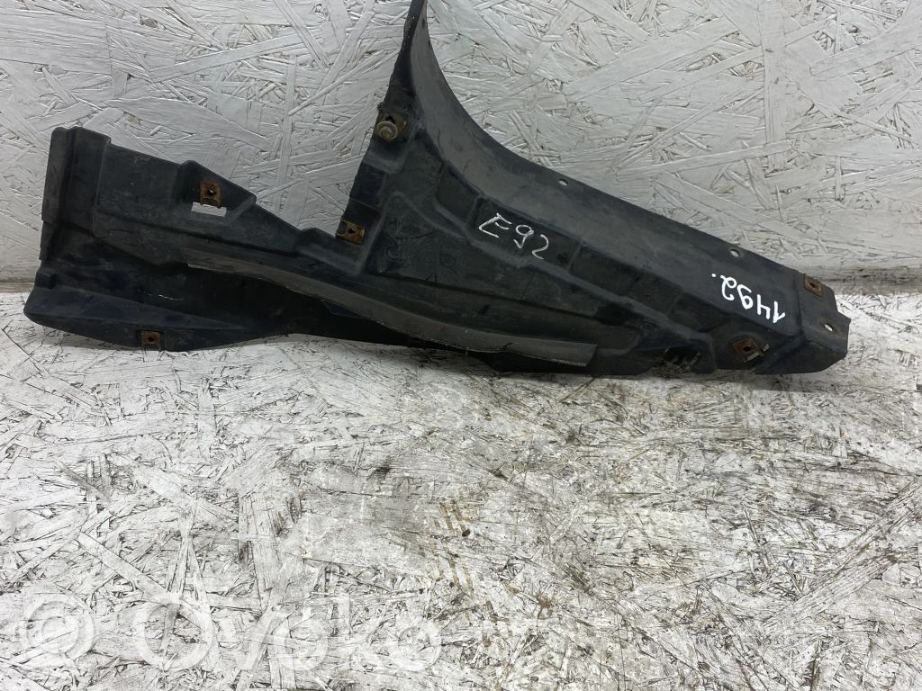 BMW 3 E92 E93 Cita veida apakšas detaļa 