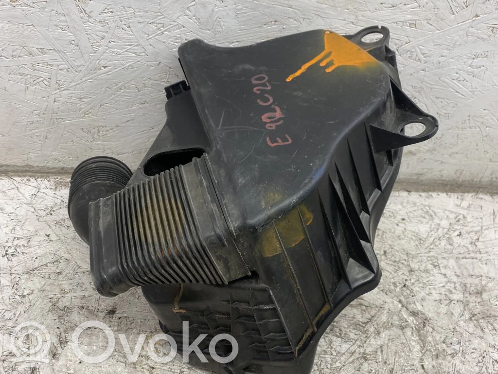 BMW 3 E92 E93 Air filter box 