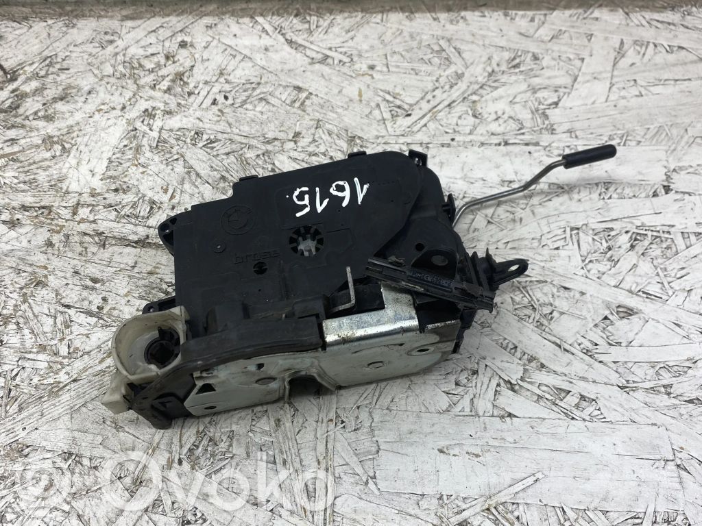 BMW 1 E81 E87 Front door lock 