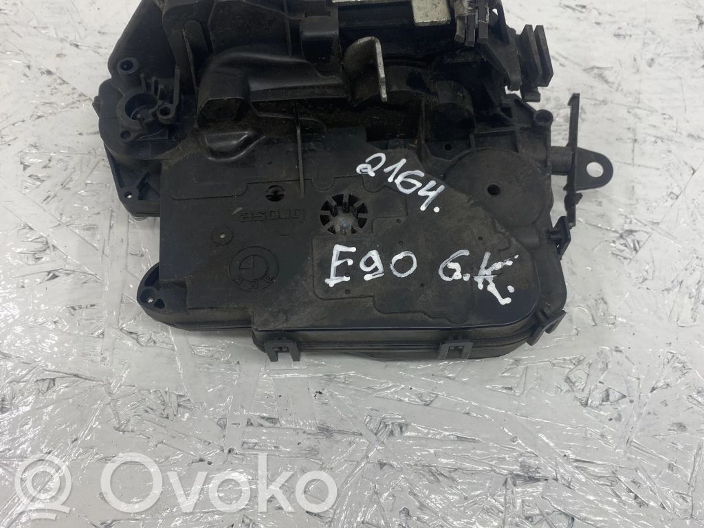 BMW 3 E90 E91 Aizmugurē slēdzene 