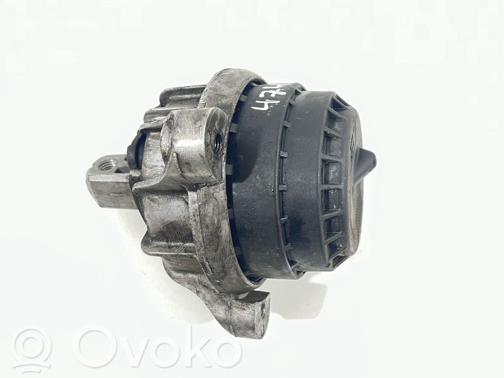 BMW 5 F10 F11 Engine mount bracket 