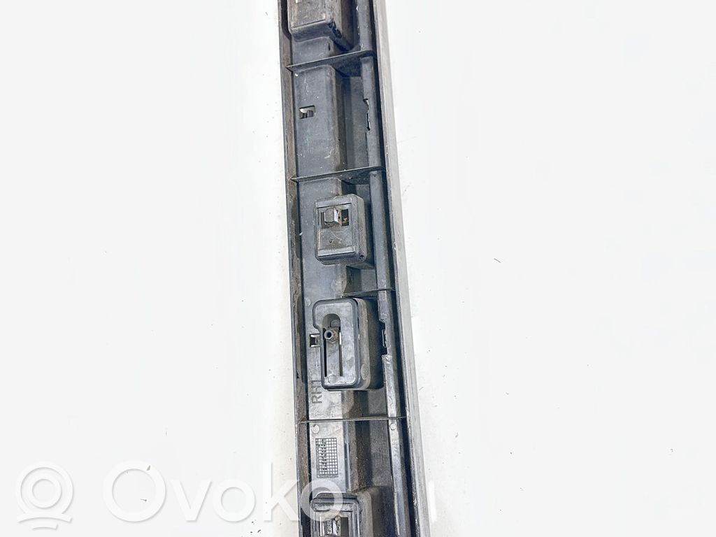 BMW 2 F46 Sill supporting ledge 