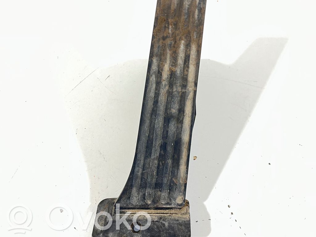 Accelerator throttle pedal   6852644,35426852644
