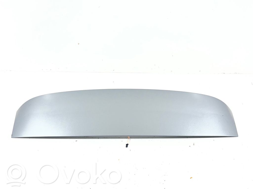 Becquet de coffre   7167188