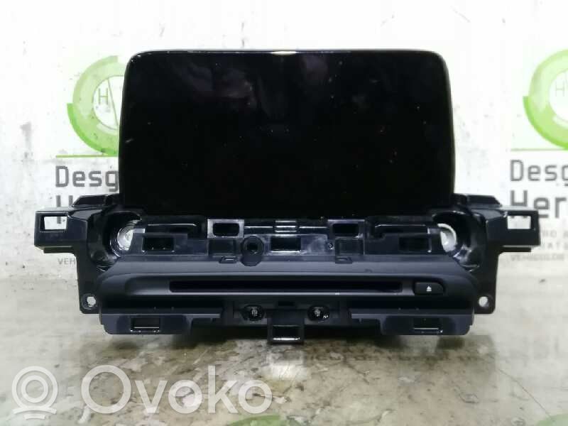 Mazda CX-5 II Radio/CD/DVD/GPS head unit 
