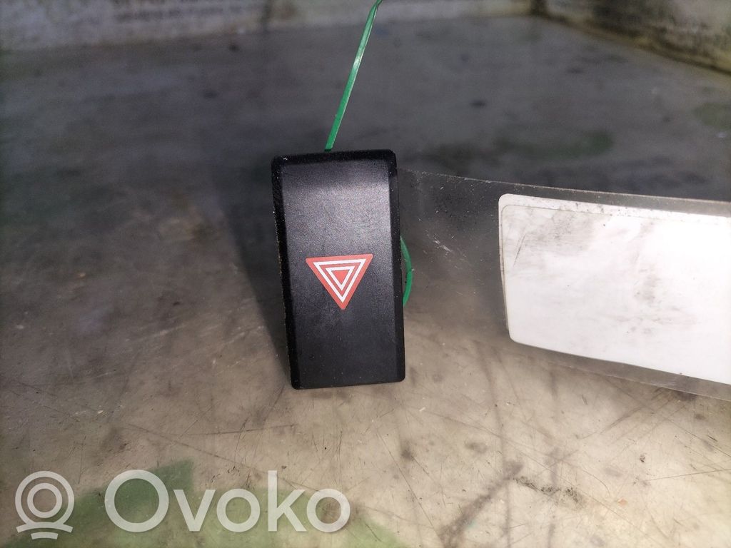 KIA Picanto Hazard light switch 