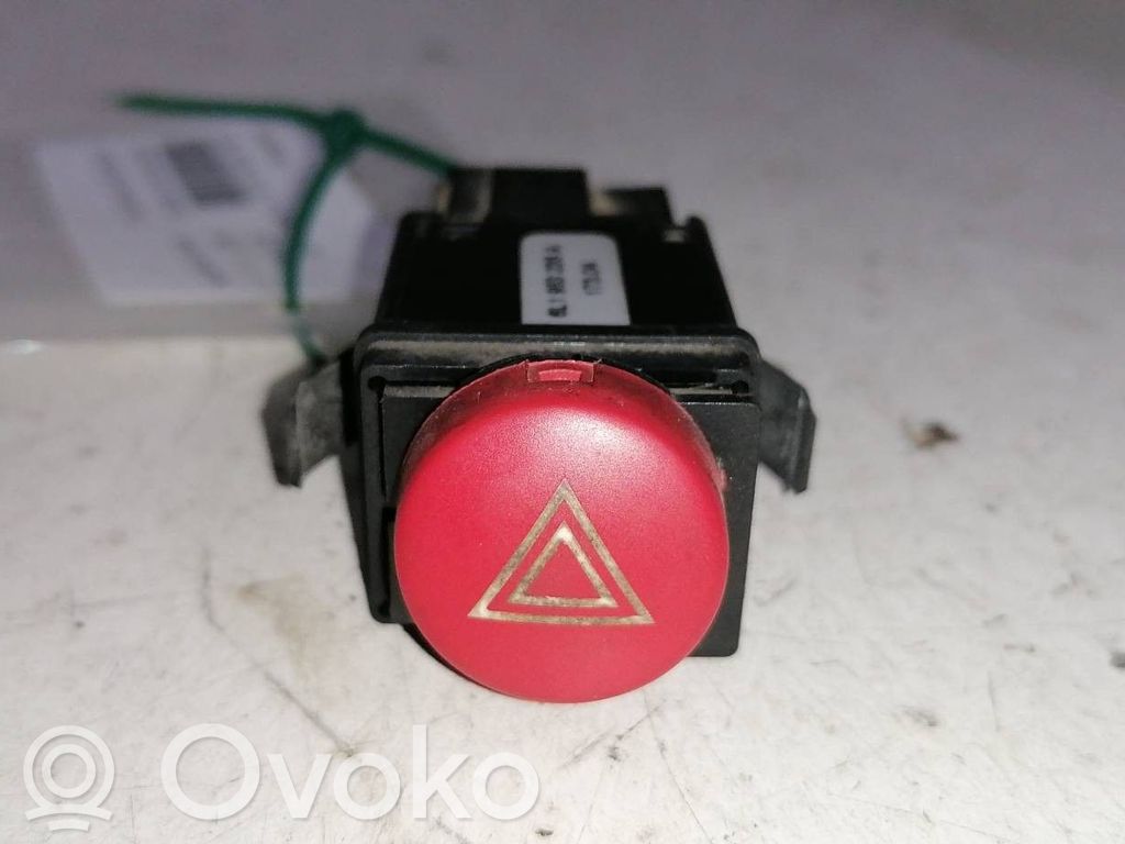 Seat Ibiza III (6L) Schalter Warnblinkanlage 