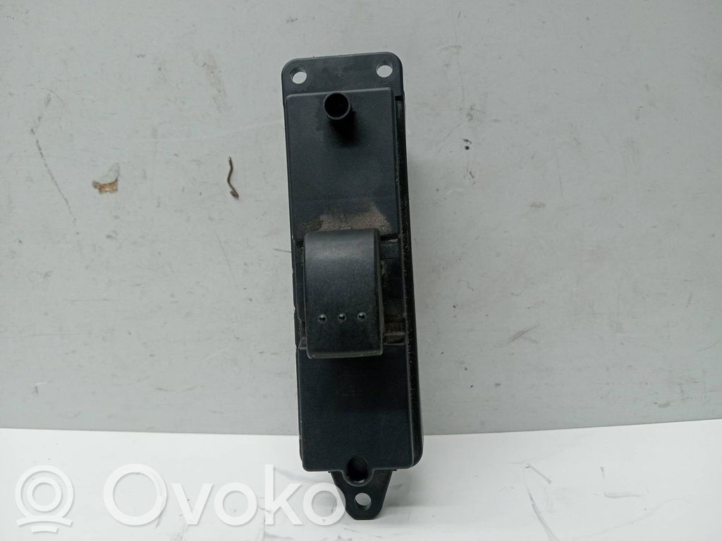 Mazda 3 I Electric window control switch 