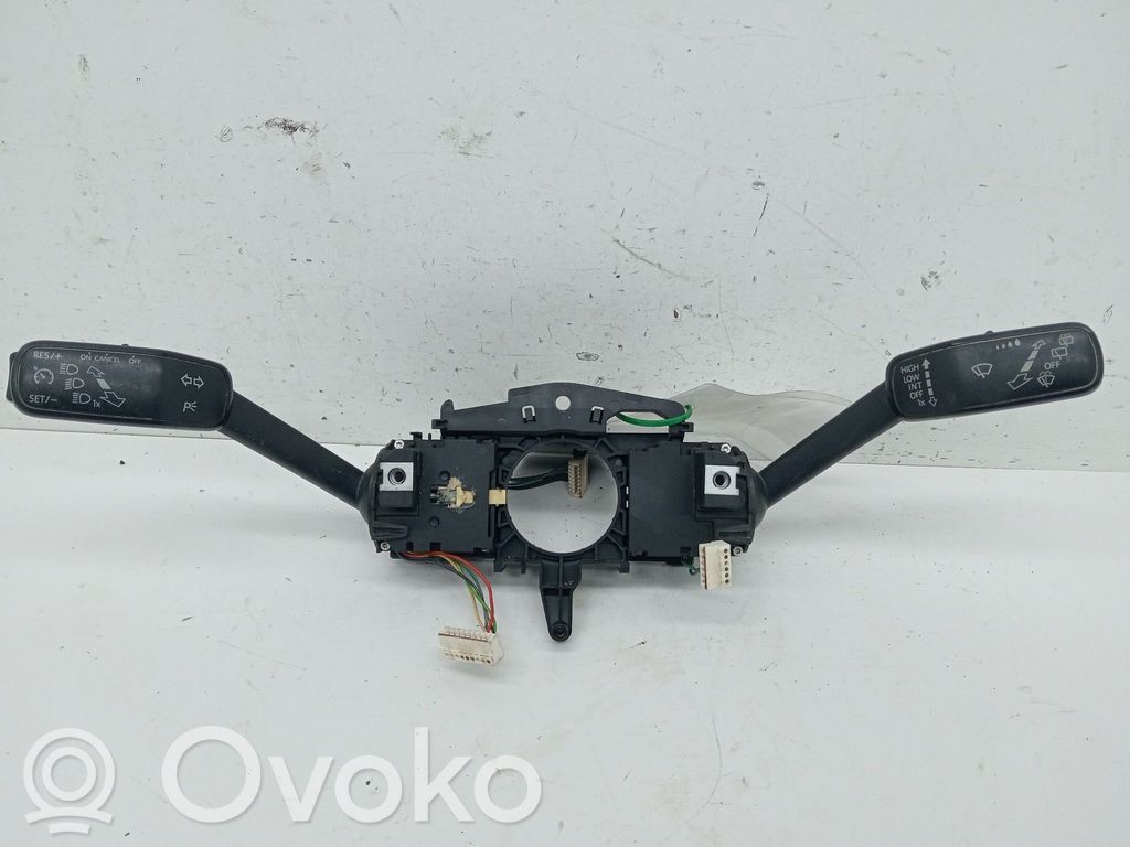 Interruptor de control del panel de luces   5Q0953507GD