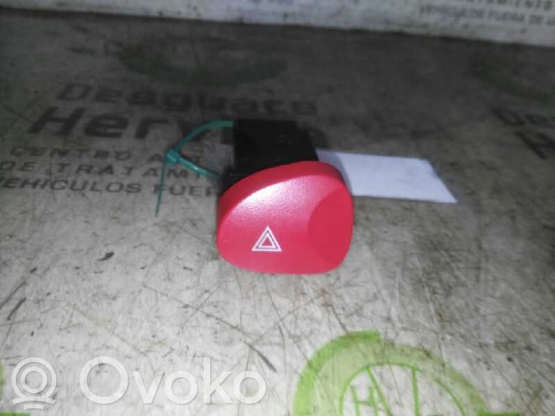Hyundai H-1, Starex, Satellite Botón interruptor de luz de peligro 