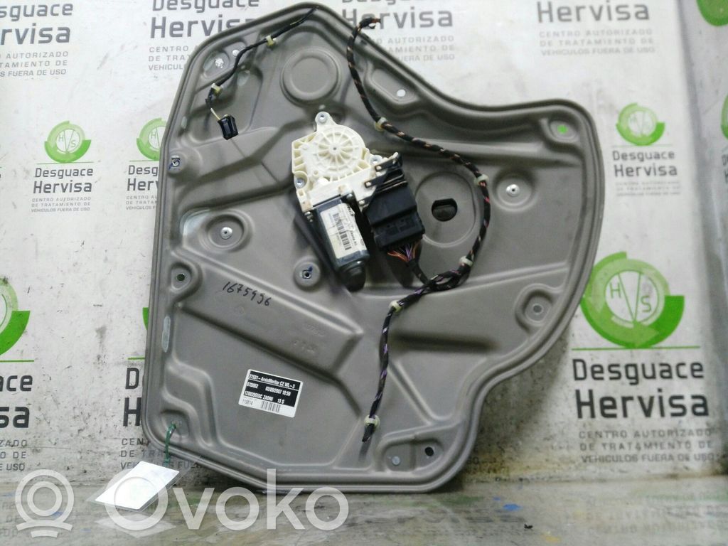 Skoda Octavia Mk1 (1U) Macara geam spate fără motor 